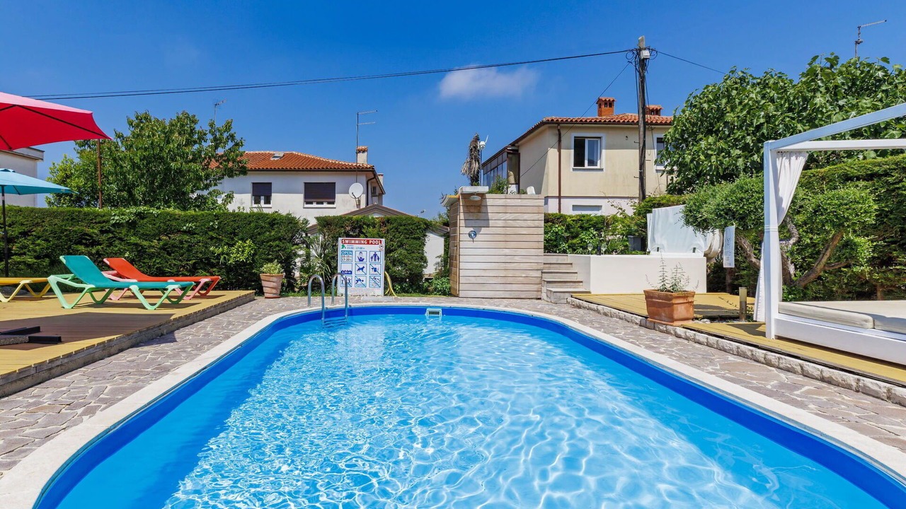 Photo of Outdoor in Monterol