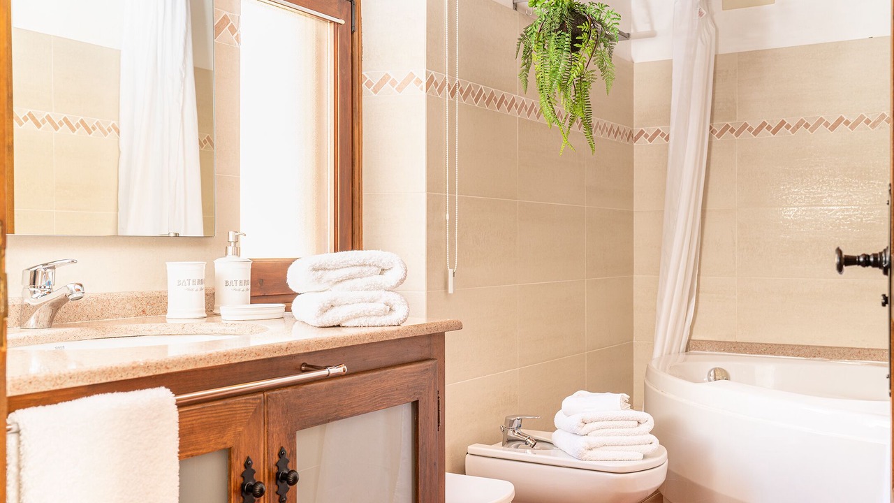 Photo of Bathroom in Boadella i les Escaules