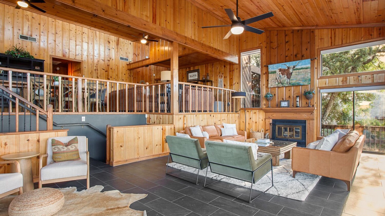 Photo of Livingroom in Briarcliff