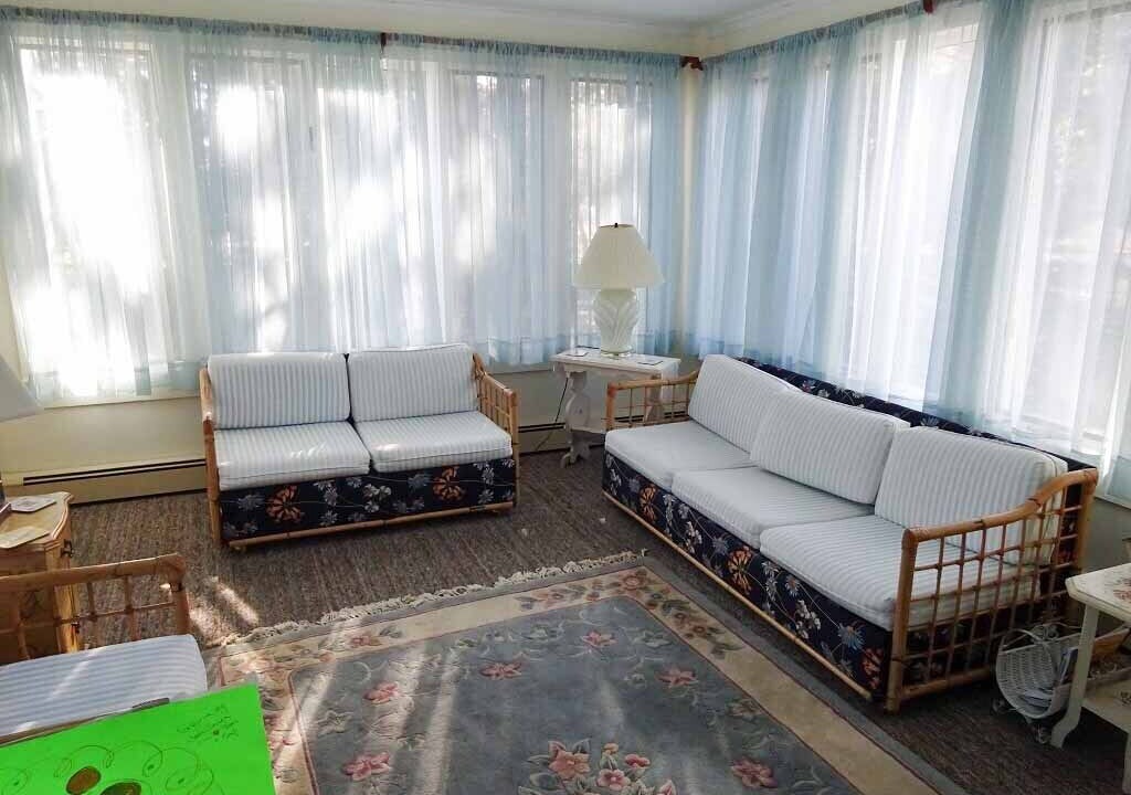 Photo of Livingroom in West Yarmouth