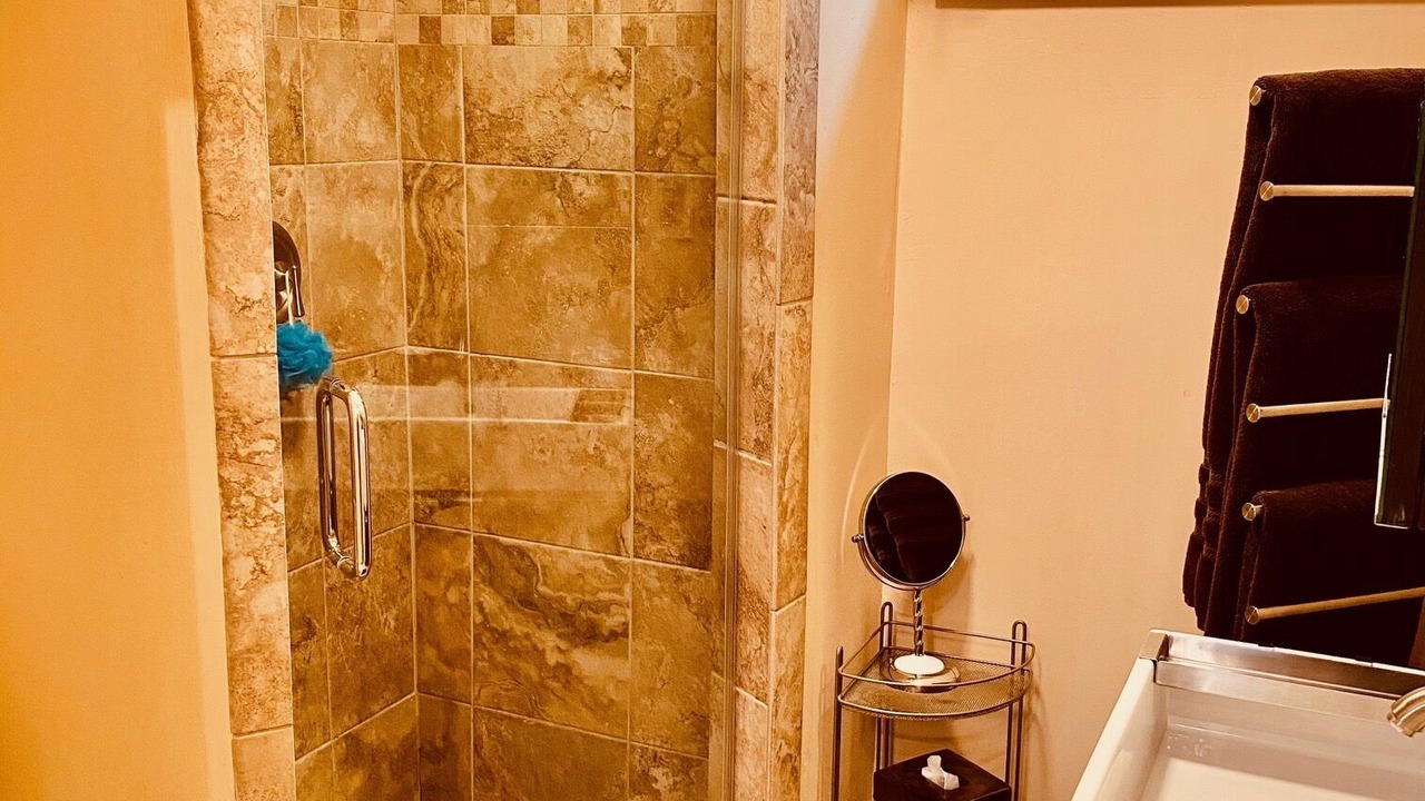 Photo of Bathroom in Neartown