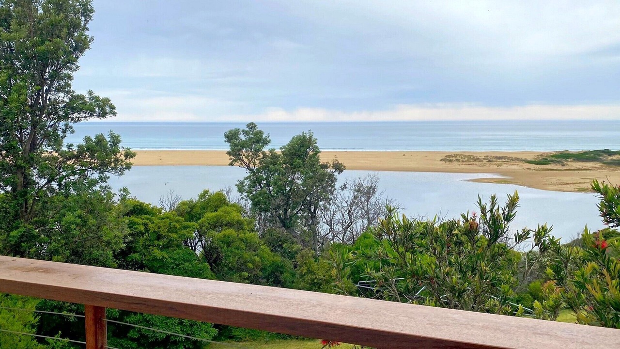 Photo of Outdoor in Lake Tyers Beach