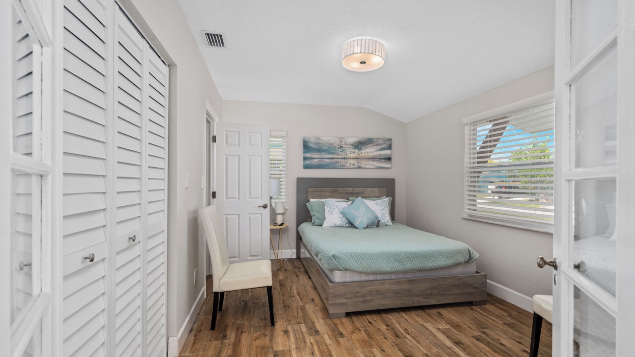 Photo of Bedroom in Bay Esplanade