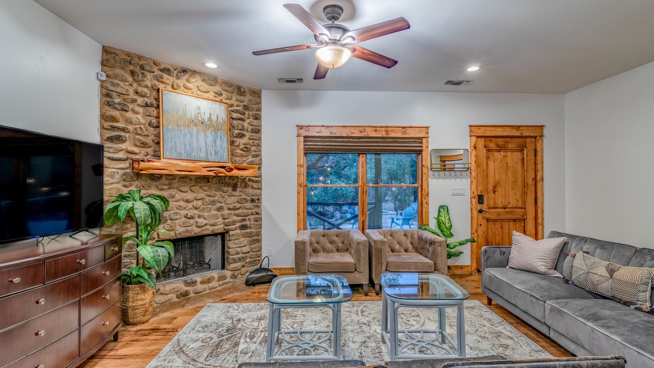Photo of Livingroom in Austin