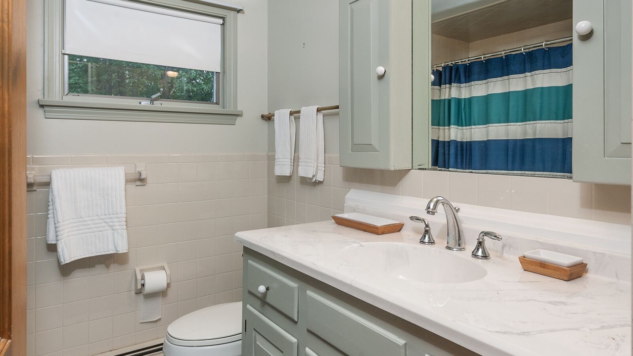 Photo of Bathroom in Cape Neddick