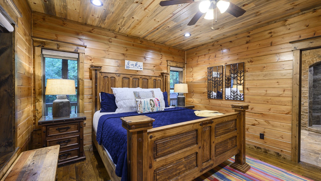 Photo of Bedroom in Golden