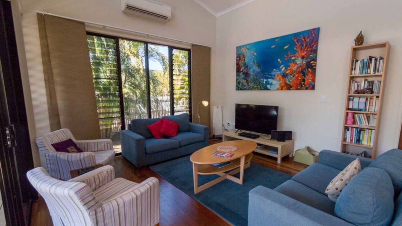 Photo of Livingroom in Horseshoe Bay