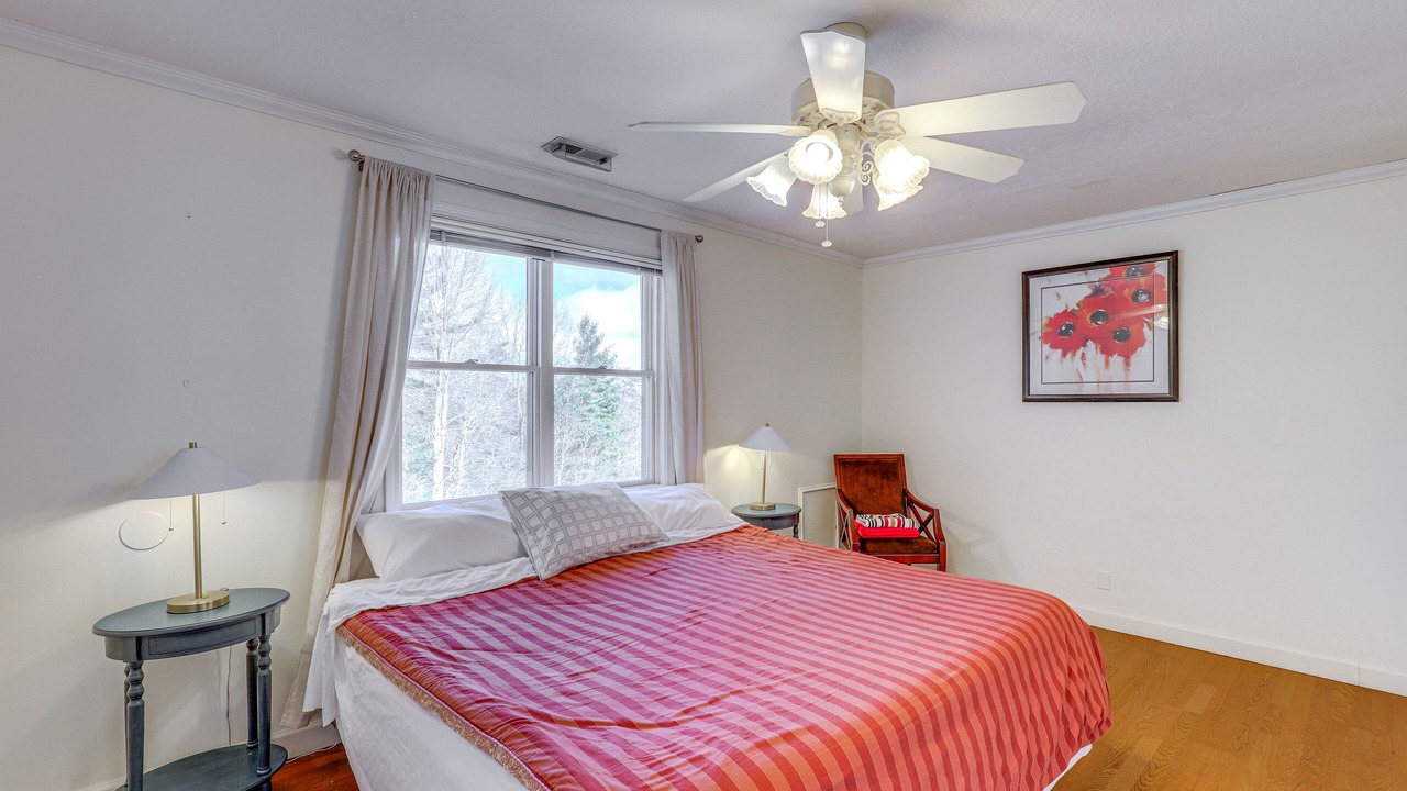 Photo of Others in Marshall