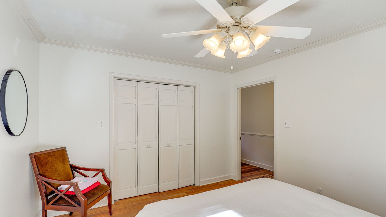 Photo of Bedroom in Marshall