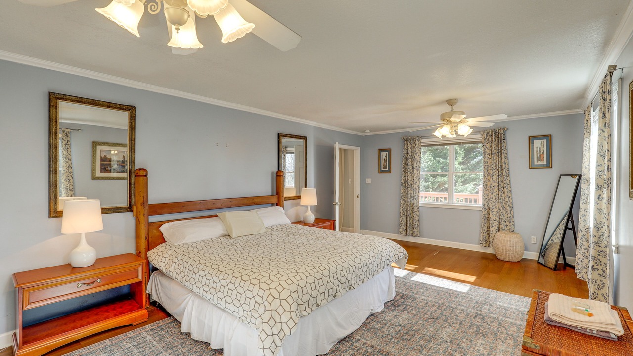 Photo of Bedroom in Marshall