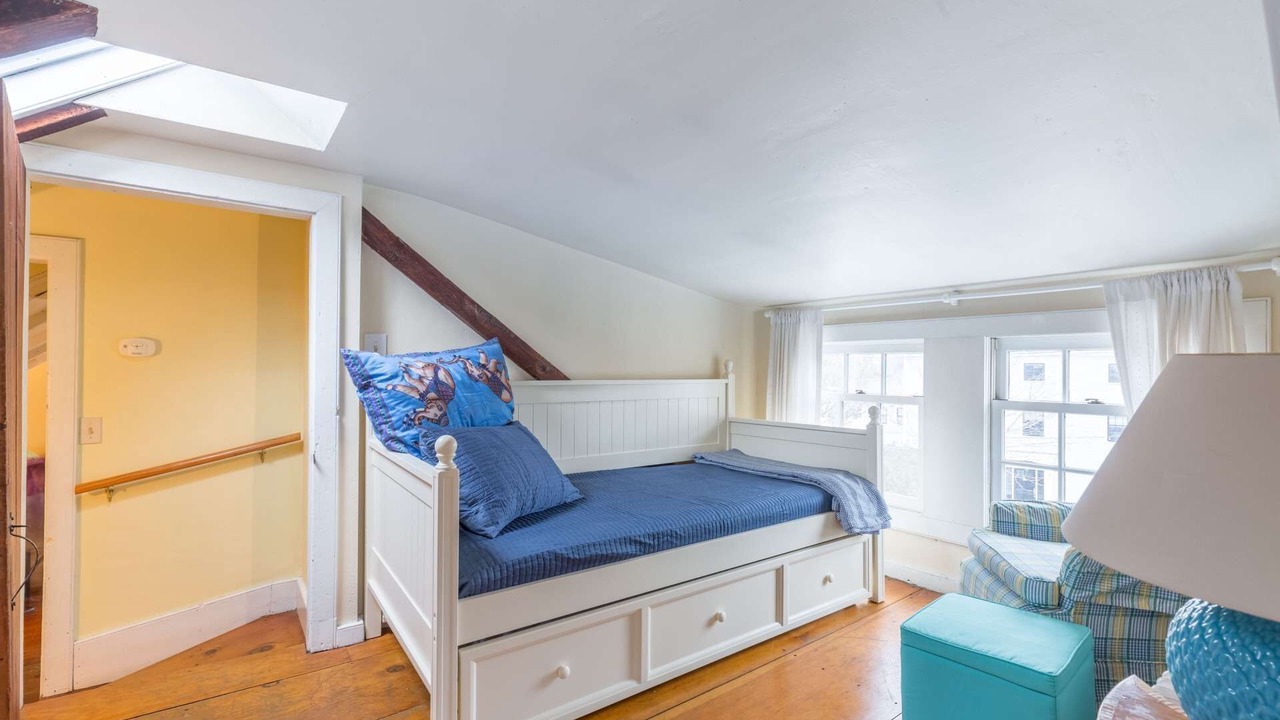 Photo of Bedroom in Marblehead