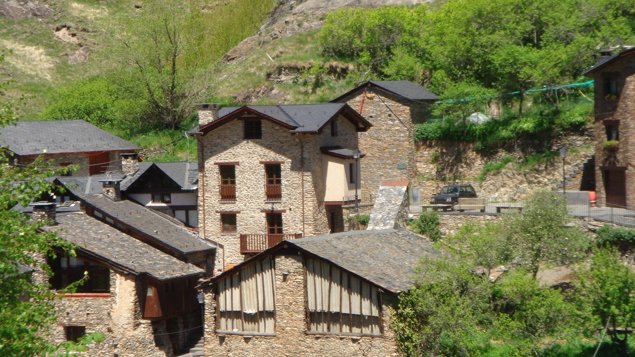 Photo of Outdoor in Pal