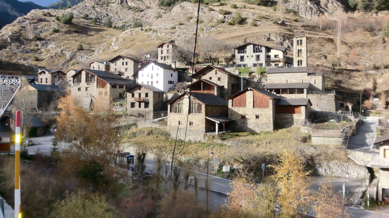 Photo of Outdoor in Pal
