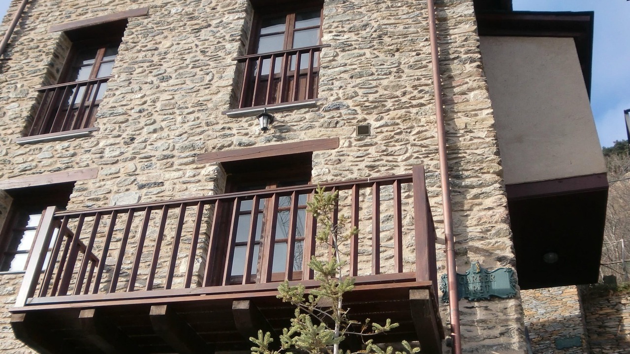 Photo of Outdoor in Pal