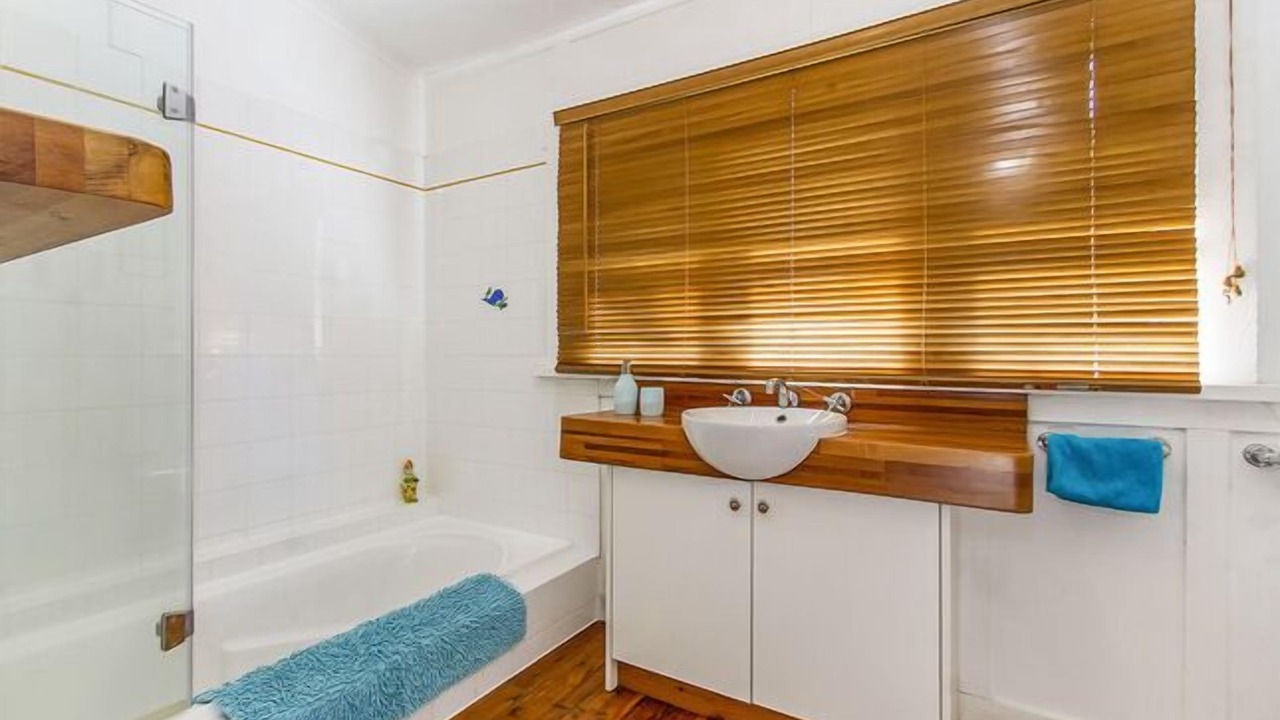 Photo of Bathroom in Patonga