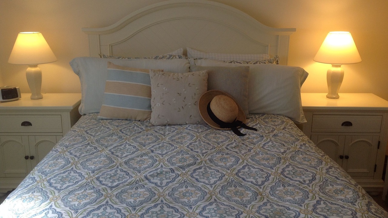 Photo of Others in Tom Nevers