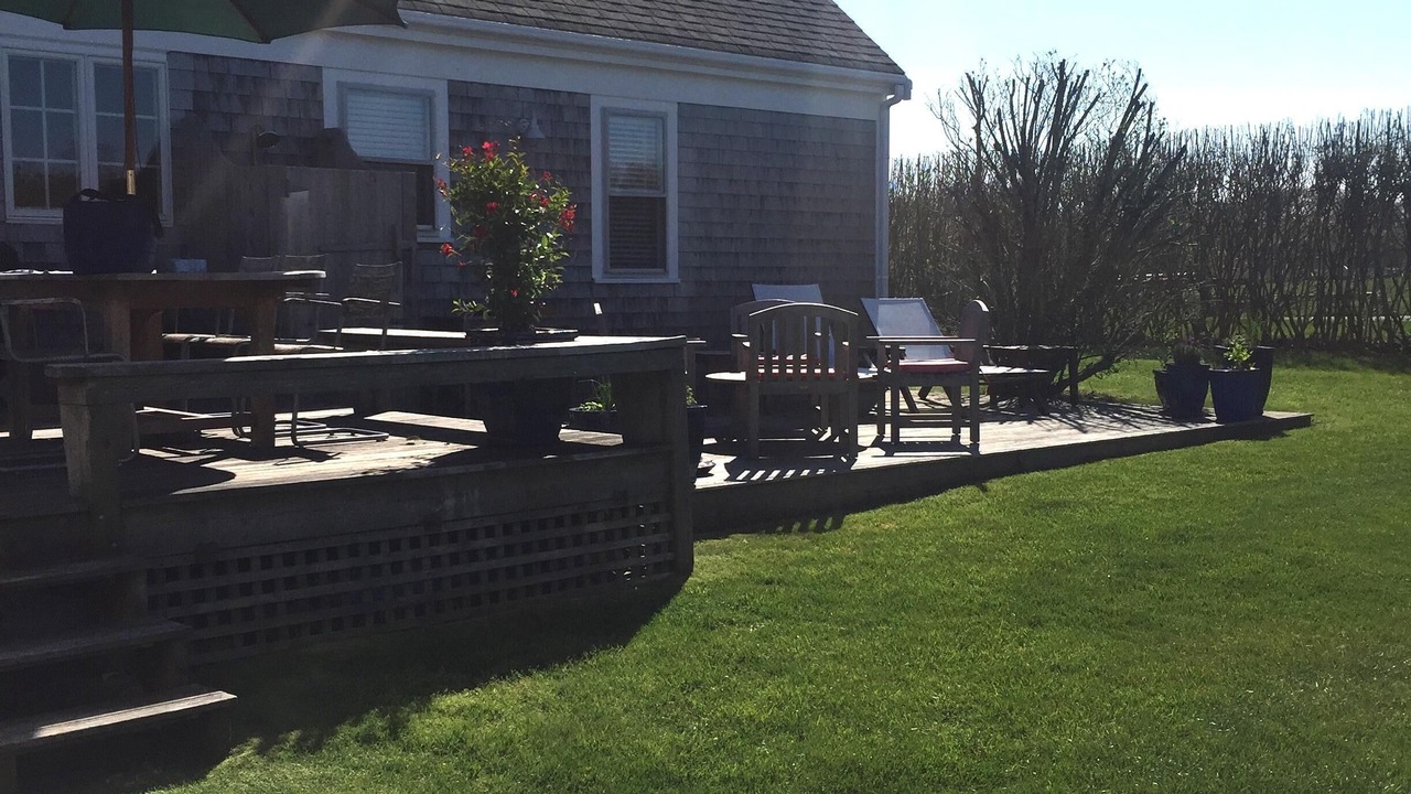 Photo of Outdoor in Tom Nevers