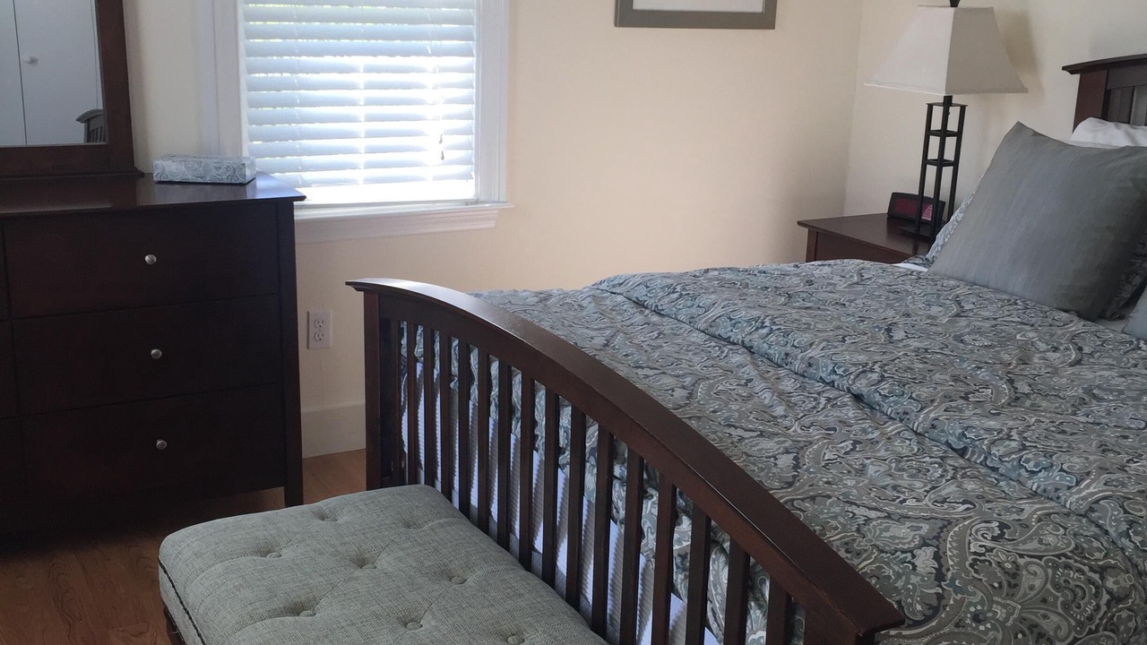 Photo of Bedroom in Tom Nevers