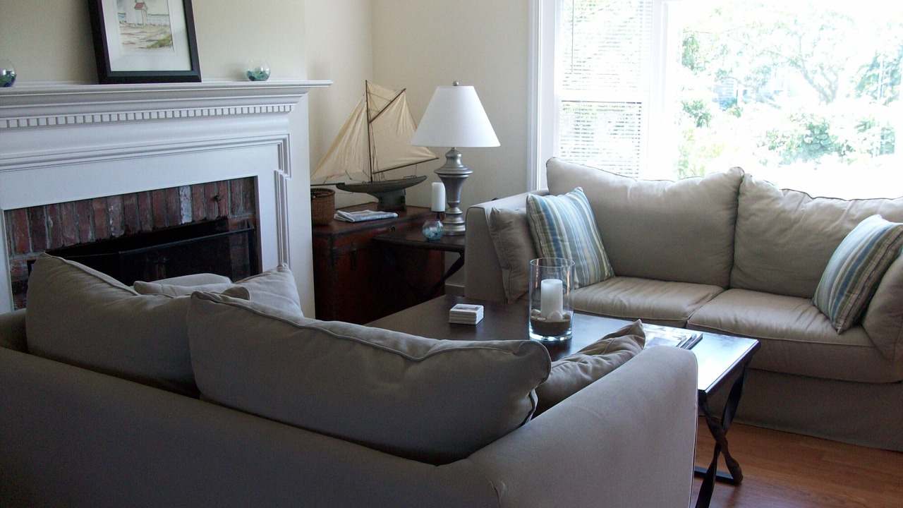 Photo of Others in Tom Nevers