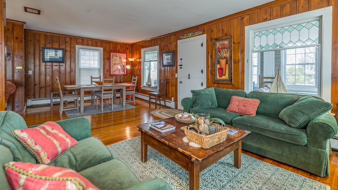 Photo of Livingroom in Devon