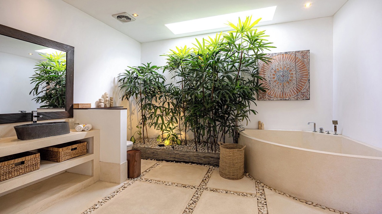 Photo of Bathroom in Sunset Road