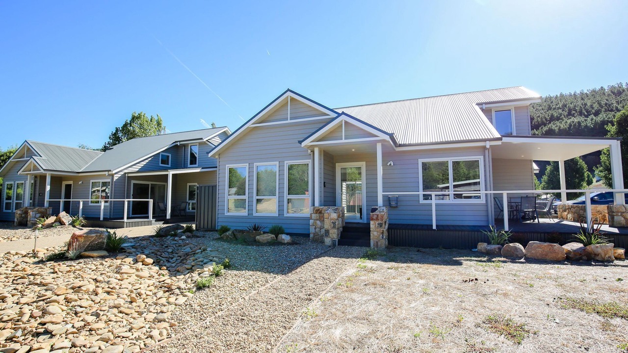 Photo of Outdoor in Bright