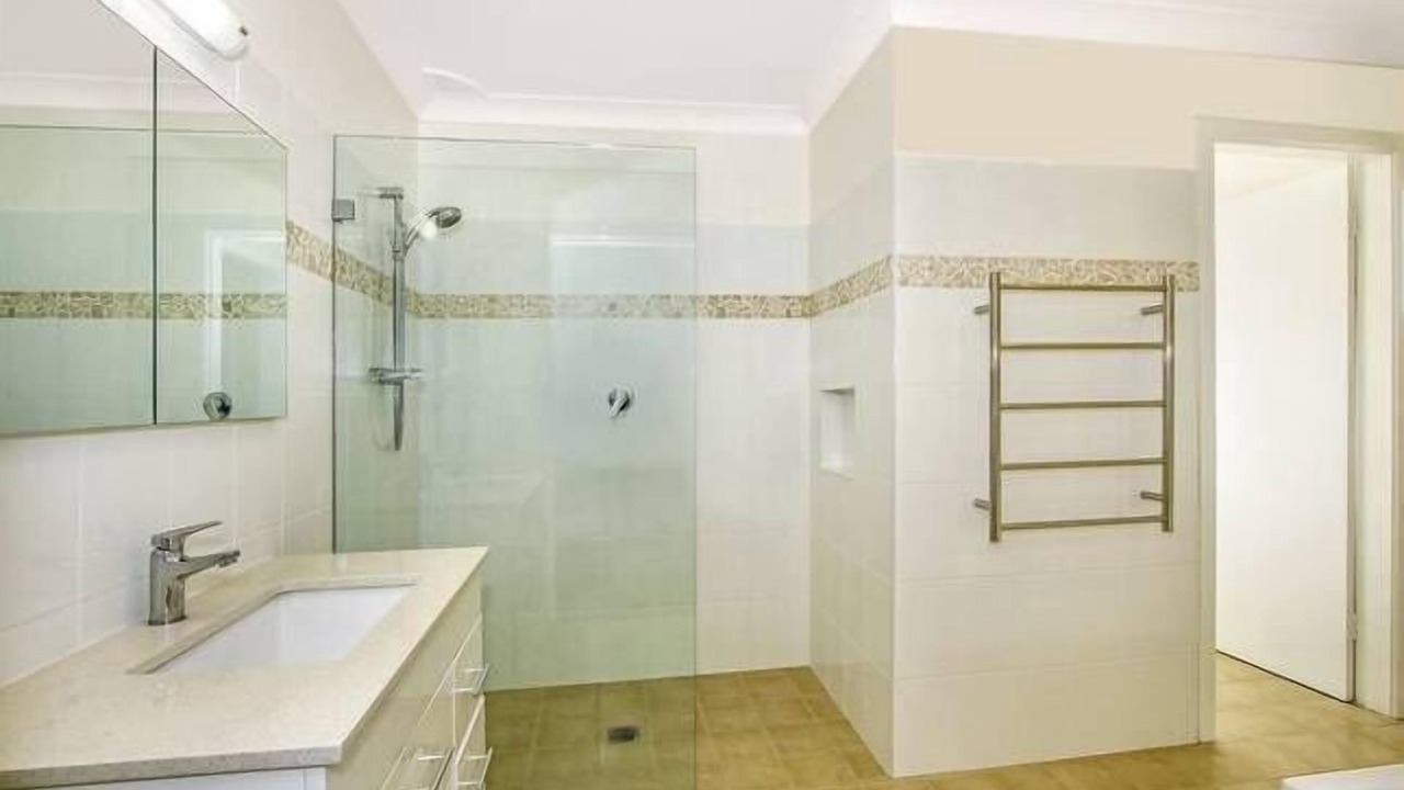 Photo of Bathroom in Patonga