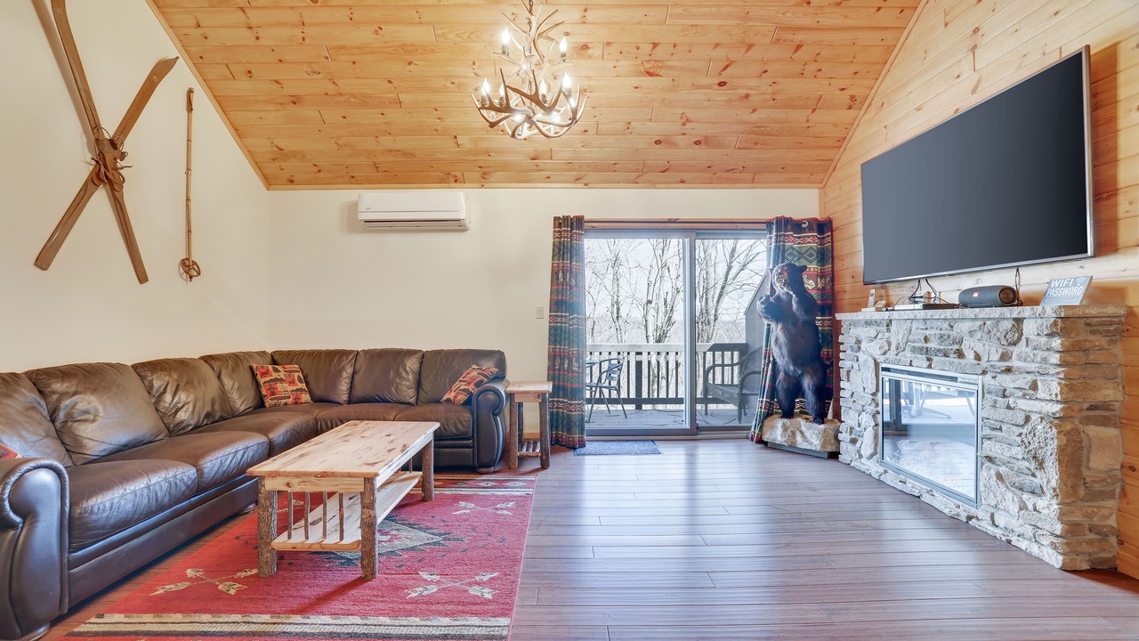 Photo of Livingroom in Tannersville