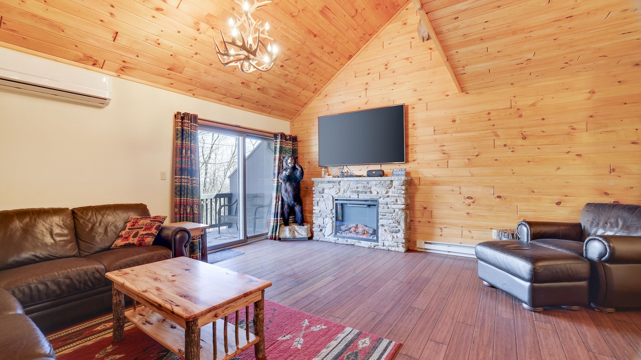 Photo of Livingroom in Tannersville