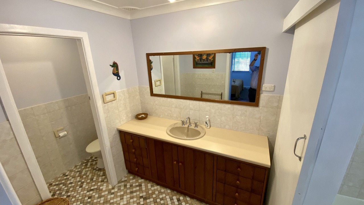 Photo of Bathroom in Camden Head