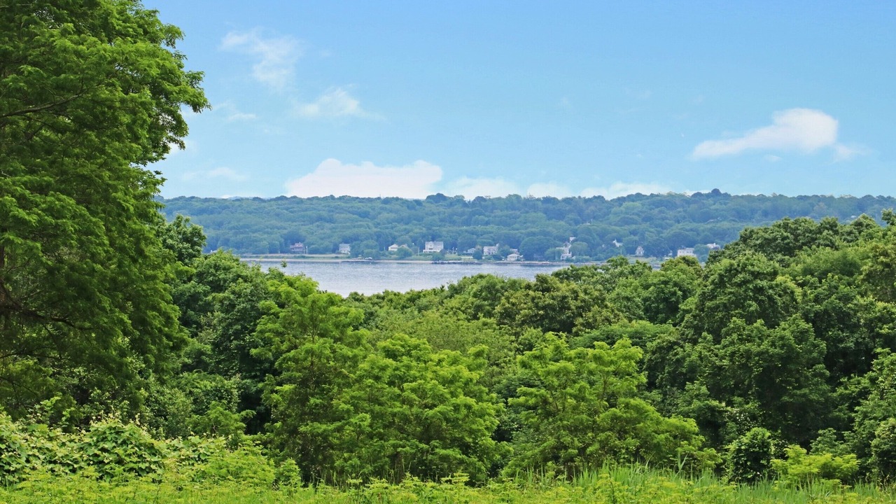 Photo of Others in Saunderstown