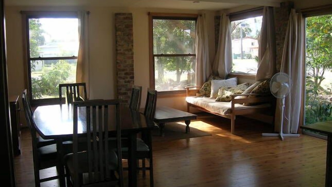 Photo of Livingroom in Currarong