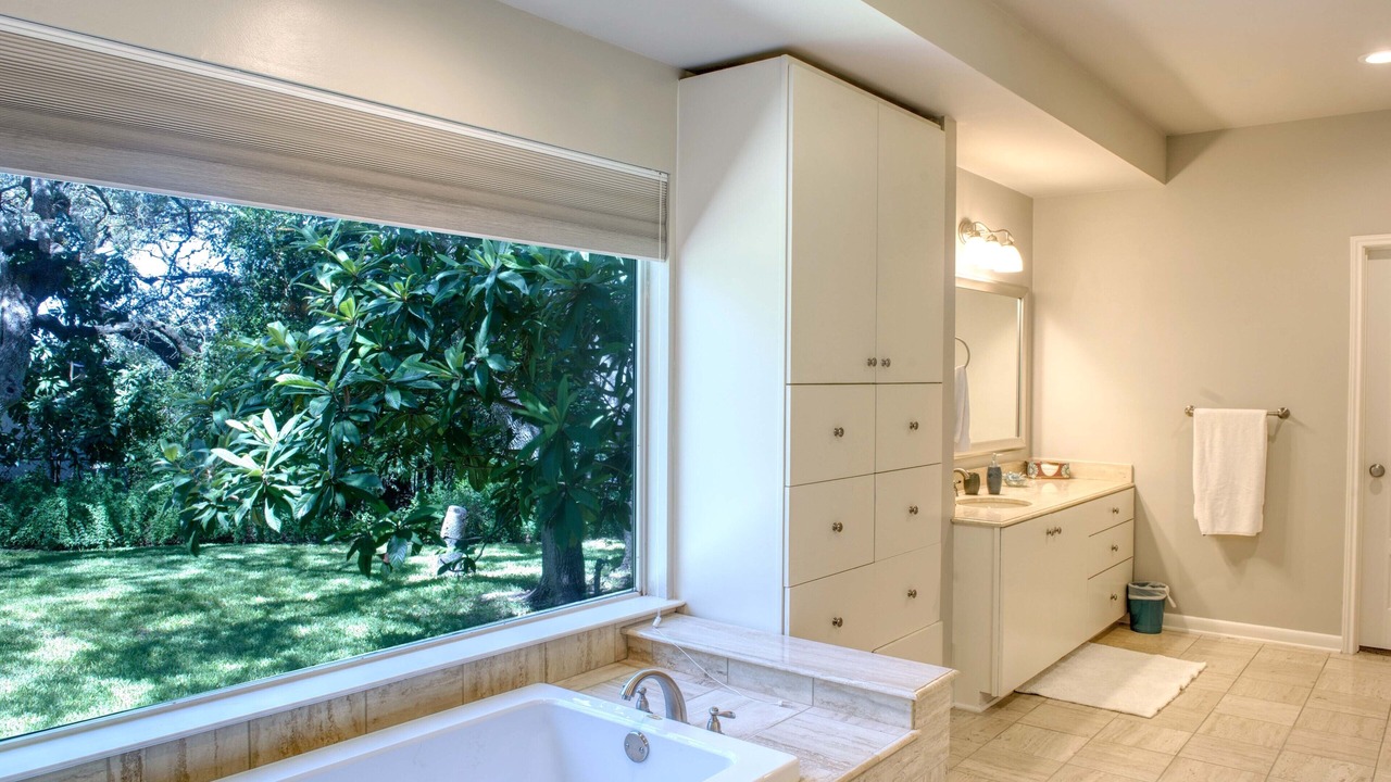 Photo of Bathroom in Medical Center District