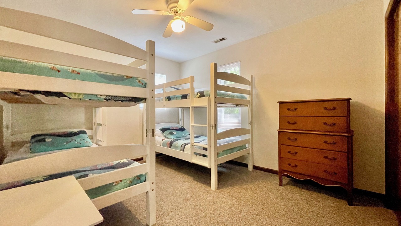 Photo of Bedroom in Chic's Beach