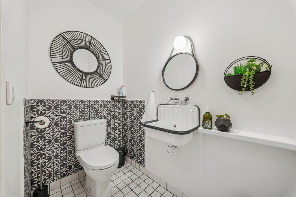 Photo of Bathroom in 11th Arrondissement