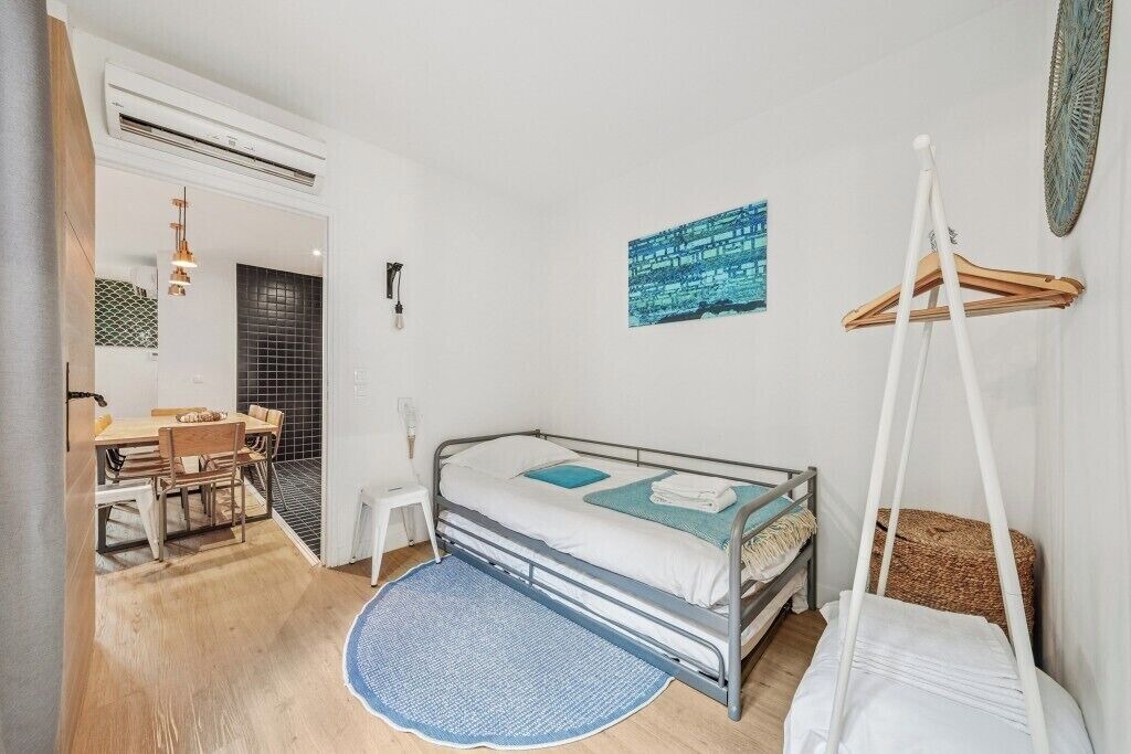 Photo of Bedroom in 11th Arrondissement