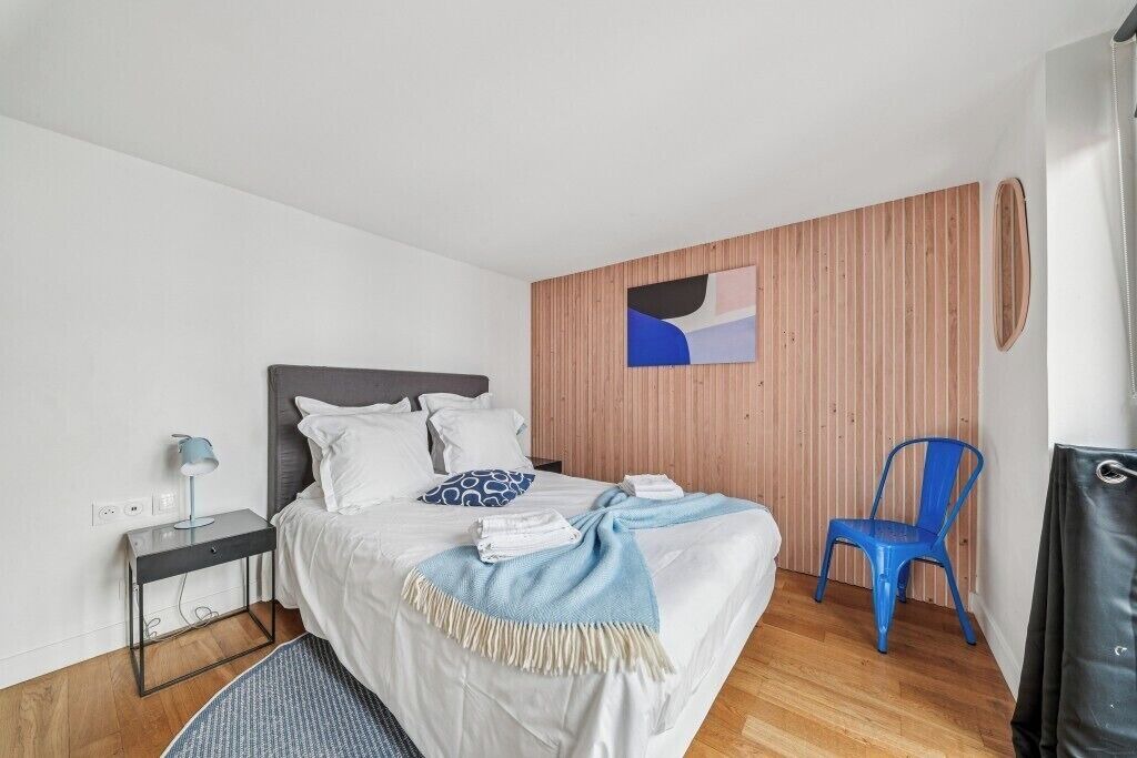 Photo of Bedroom in 11th Arrondissement