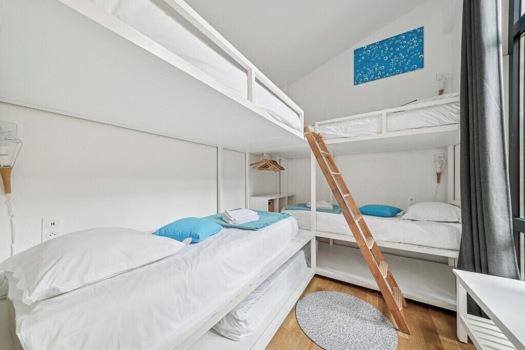 Photo of Bedroom in 11th Arrondissement