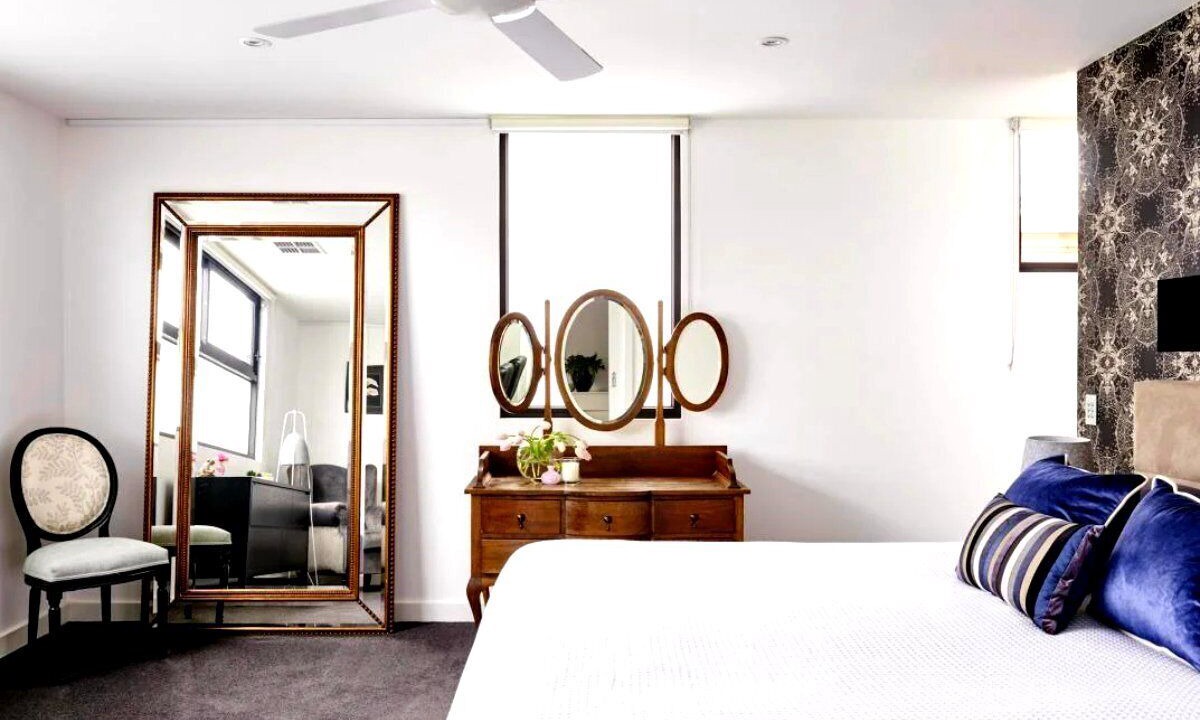 Photo of Others in Elwood