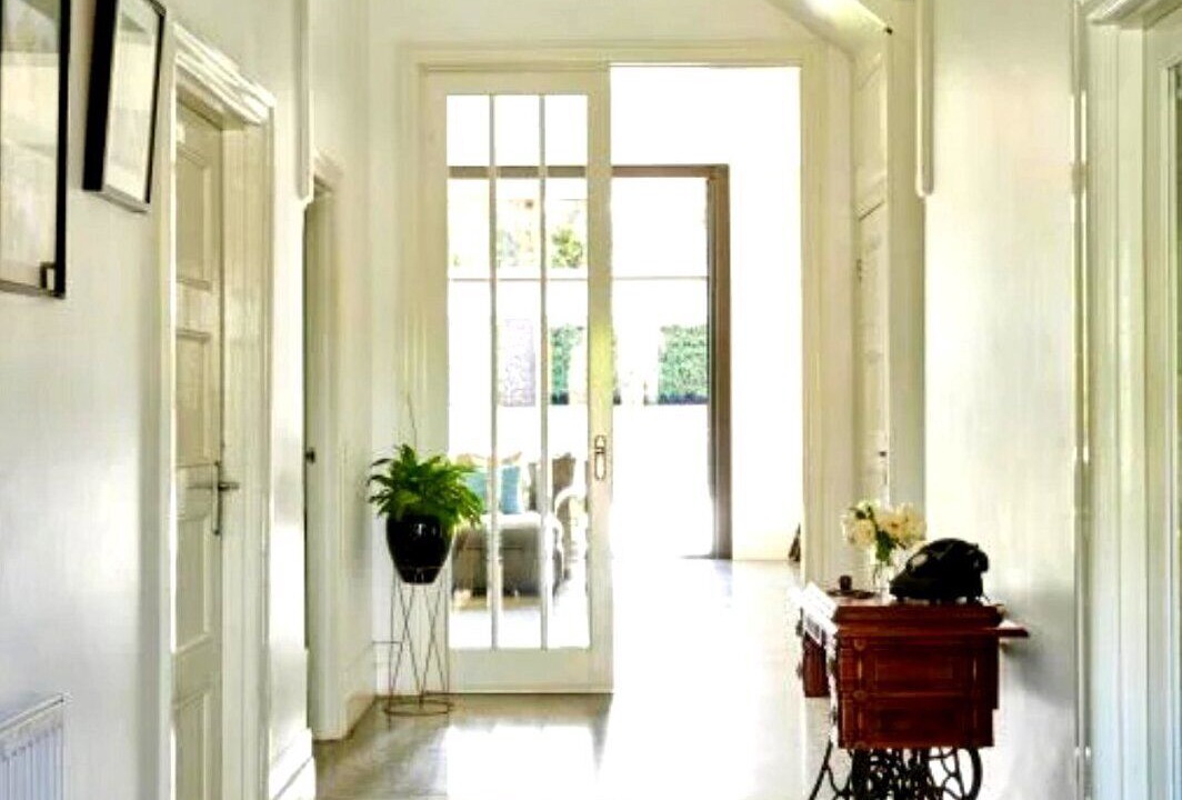 Photo of Others in Elwood