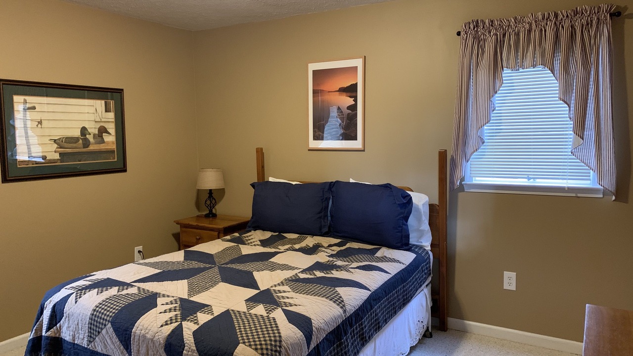 Photo of Bedroom in Huddleston
