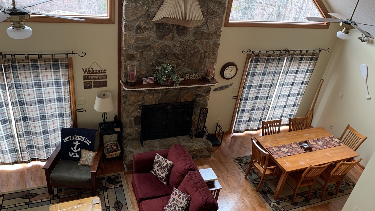 Photo of Livingroom in Huddleston