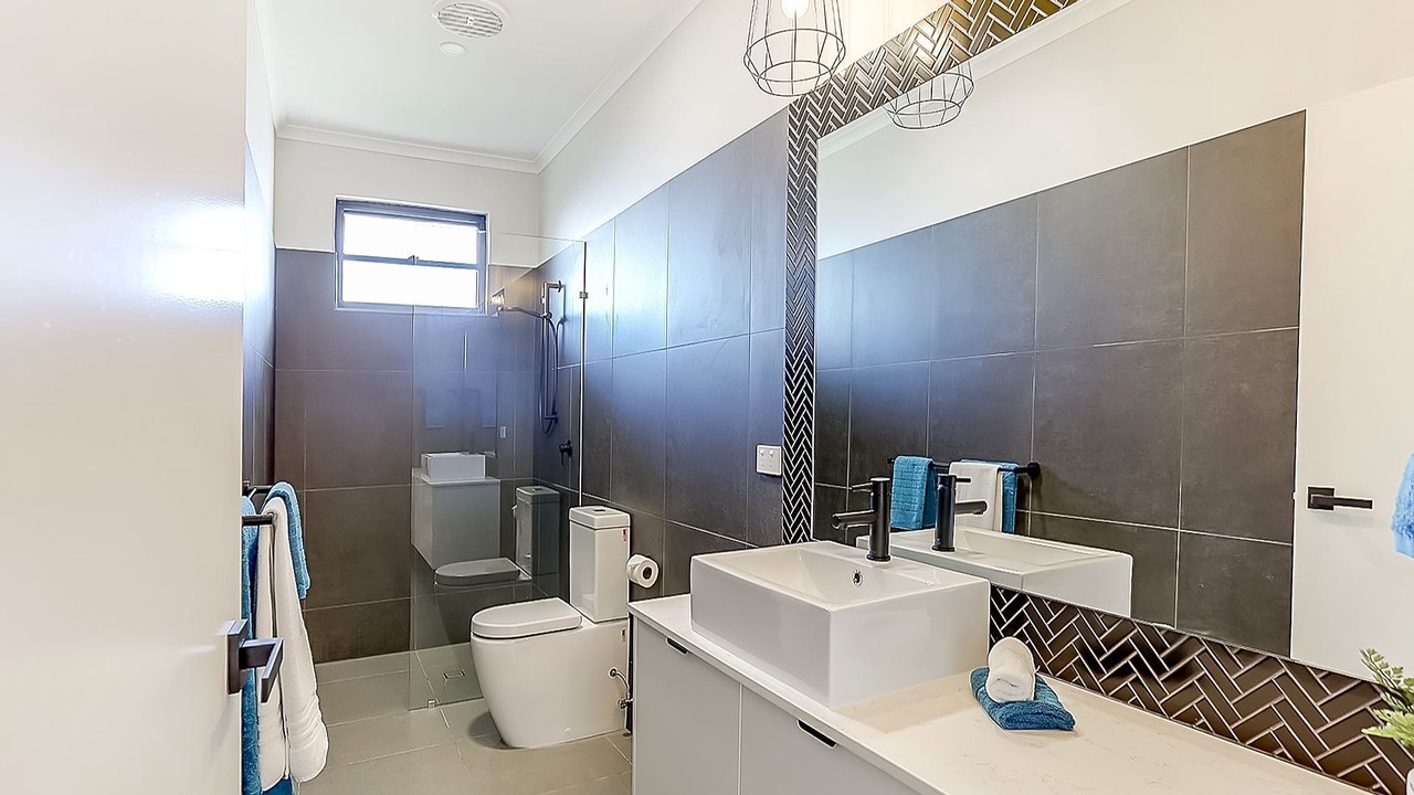 Photo of Bathroom in Castaways Beach