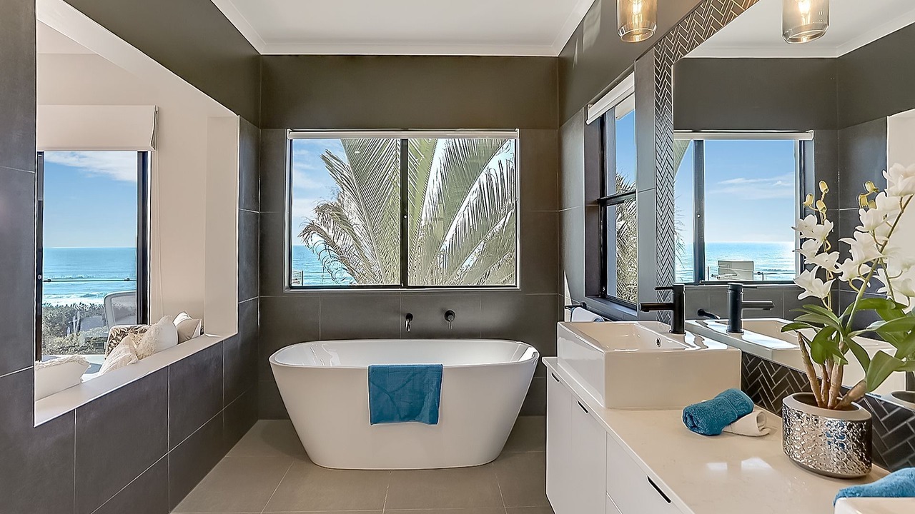 Photo of Bathroom in Castaways Beach