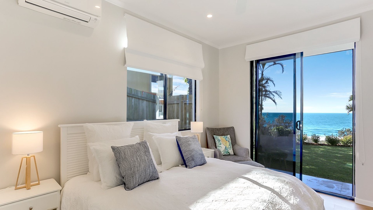 Photo of Bedroom in Castaways Beach