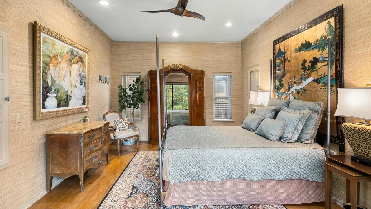 Photo of Bedroom in Barton Hills