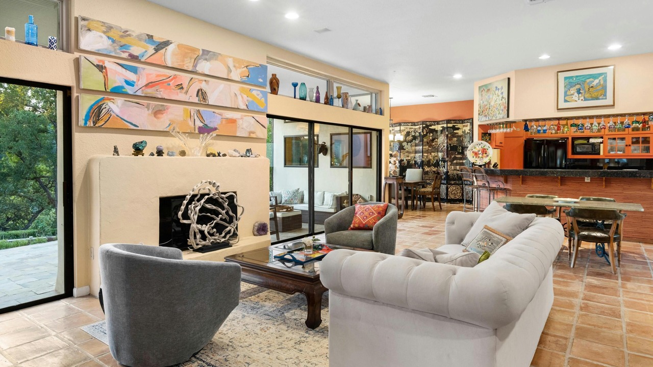 Photo of Bedroom in Barton Hills