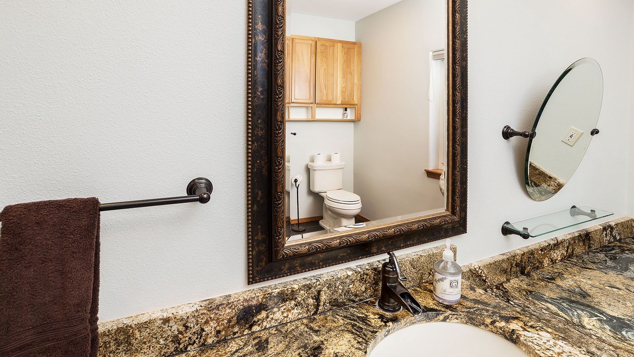 Photo of Bathroom in Ardenvoir