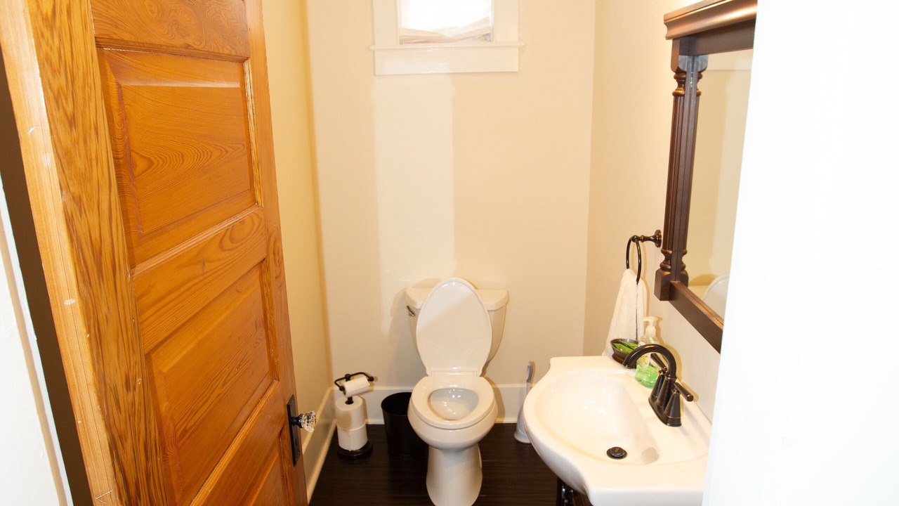 Photo of Bathroom in Leonidas