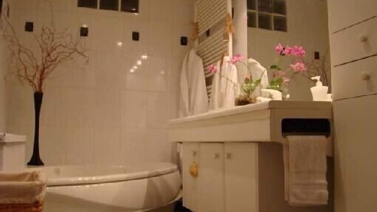 Photo of Bathroom in Saint-Leu-dEsserent